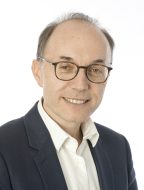 Strategic Sourcing – Performance Management beyond Savings , SYNVANCE